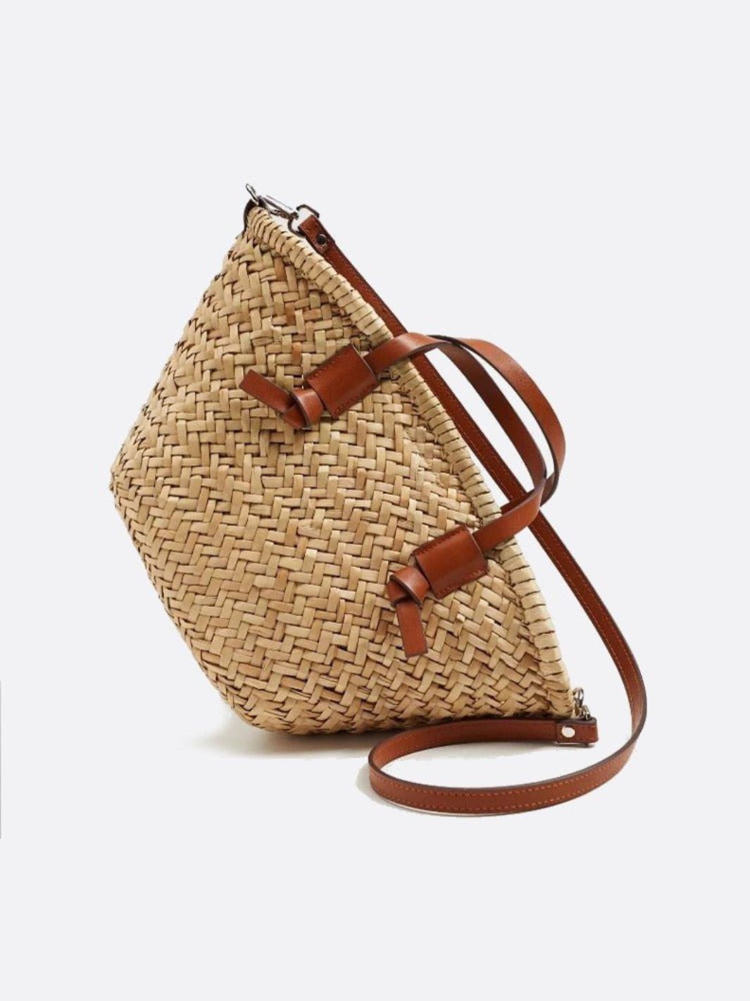 Wicker tote bag