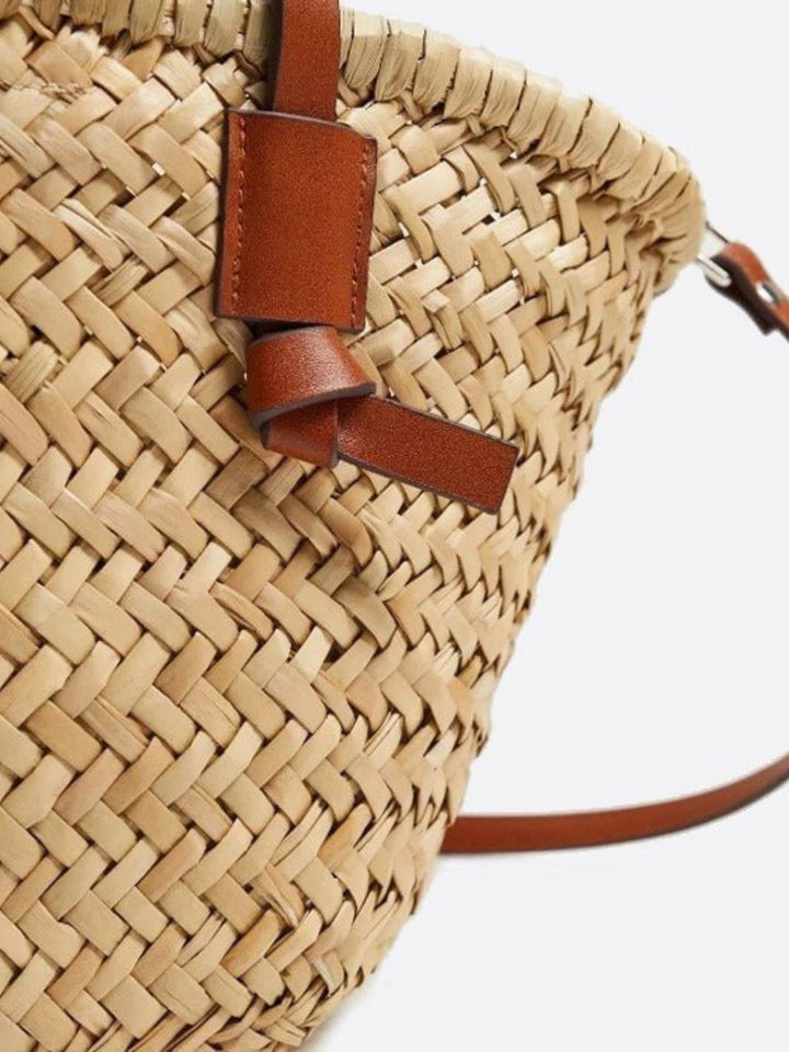 Wicker tote bag