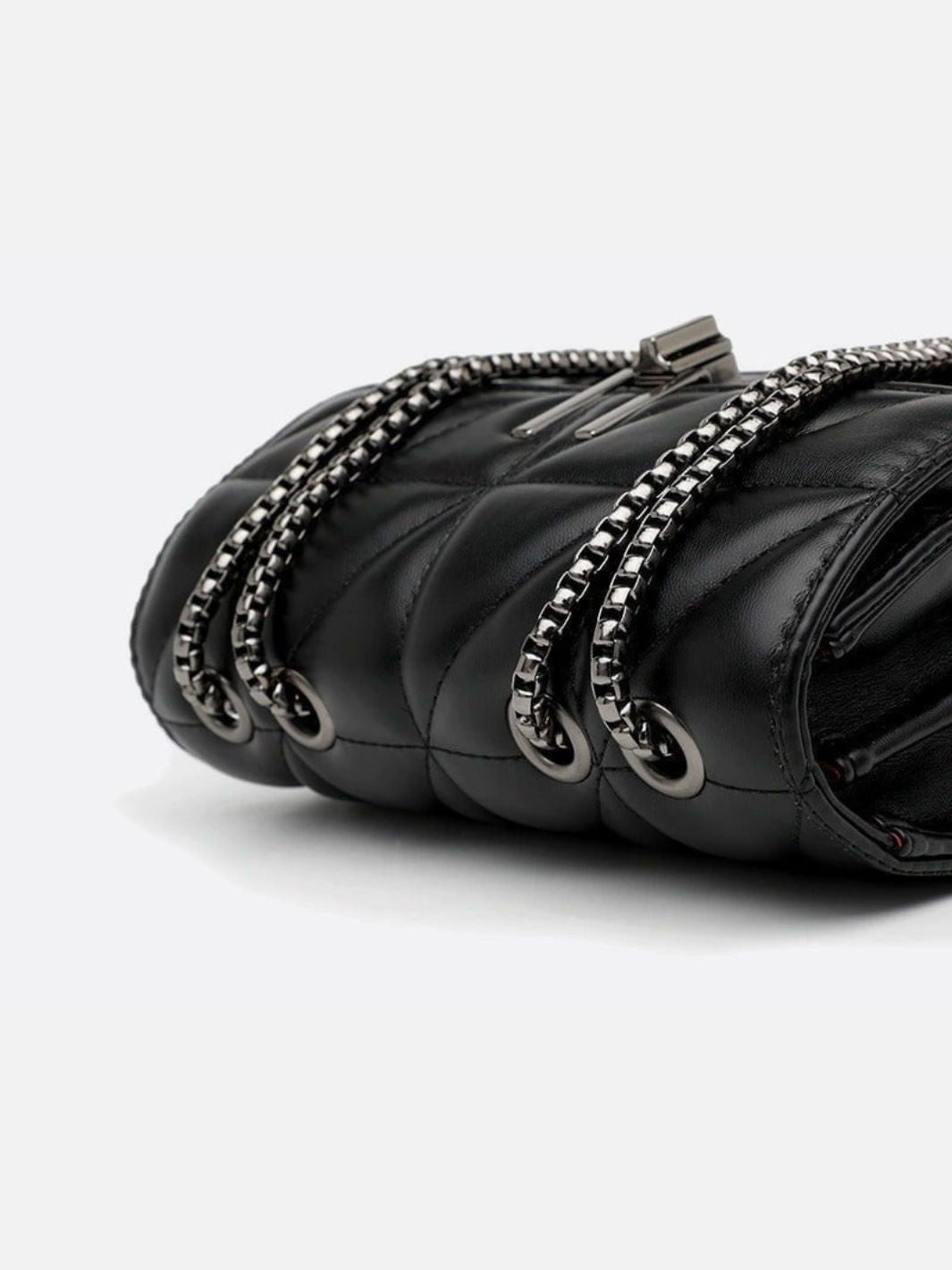 Quilted leather shoulder bag<br>Riviera